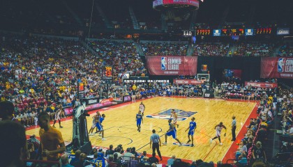 熊猫TV-挑战巅峰！球场上的硝烟弥漫